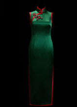 Load image into Gallery viewer, Silk Cheongsam Dress with Split in Green
