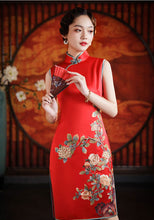 Load image into Gallery viewer, Short Floral Embroidered Wedding Cheongsam Mini Dress
