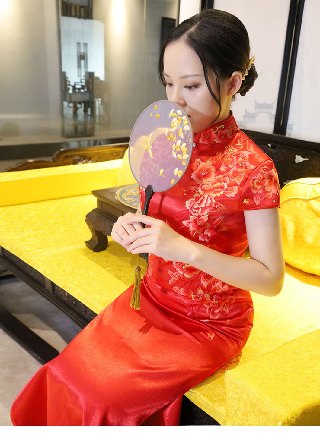Golden Thread Embroidered Silk Wedding Qipao Dress In Red
