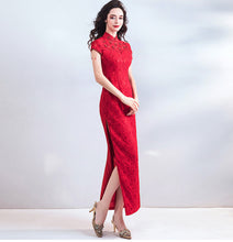Load image into Gallery viewer, Mandarin Collar Red Lace Wedding Qipao Dresss
