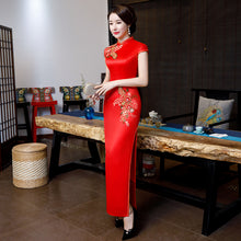 Load image into Gallery viewer, Embroidery Red Brocade Cheongsam
