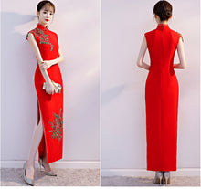Load image into Gallery viewer, Floral Embroidery Weddingl Qipao Dress with Side Split
