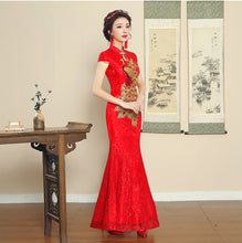 Load image into Gallery viewer, Floral Lace Overlay embroidery Wedding Cheongsam
